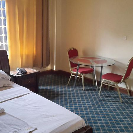 New Jbk Hotel Кампала Экстерьер фото