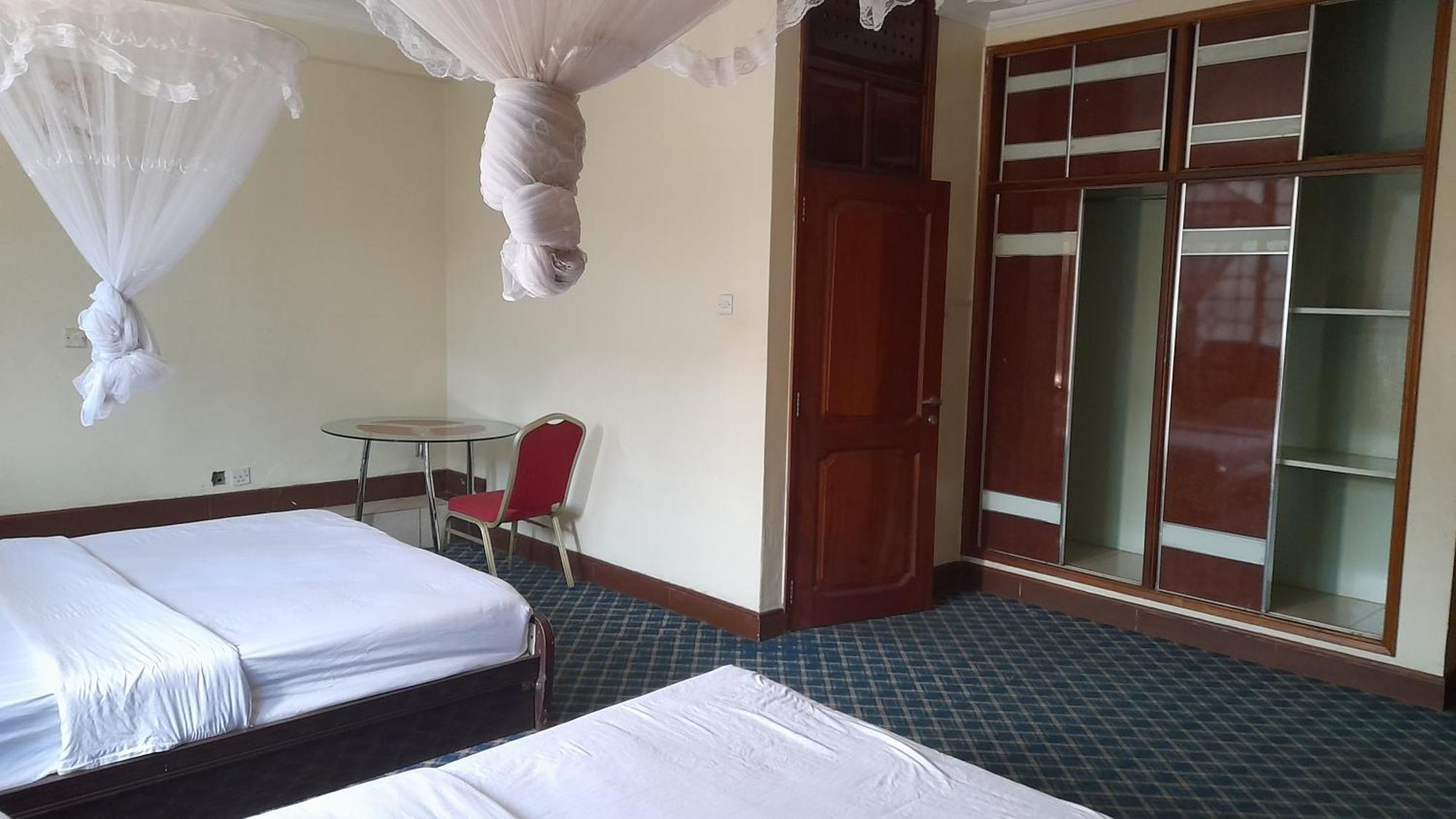 New Jbk Hotel Кампала Экстерьер фото