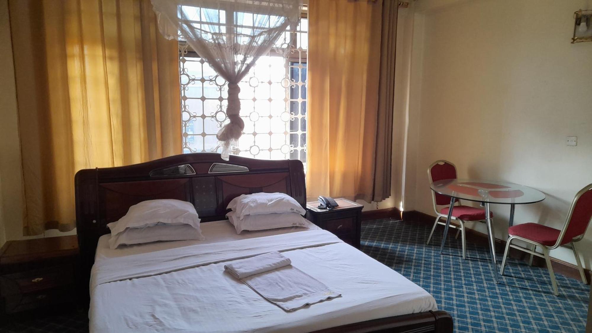 New Jbk Hotel Кампала Экстерьер фото