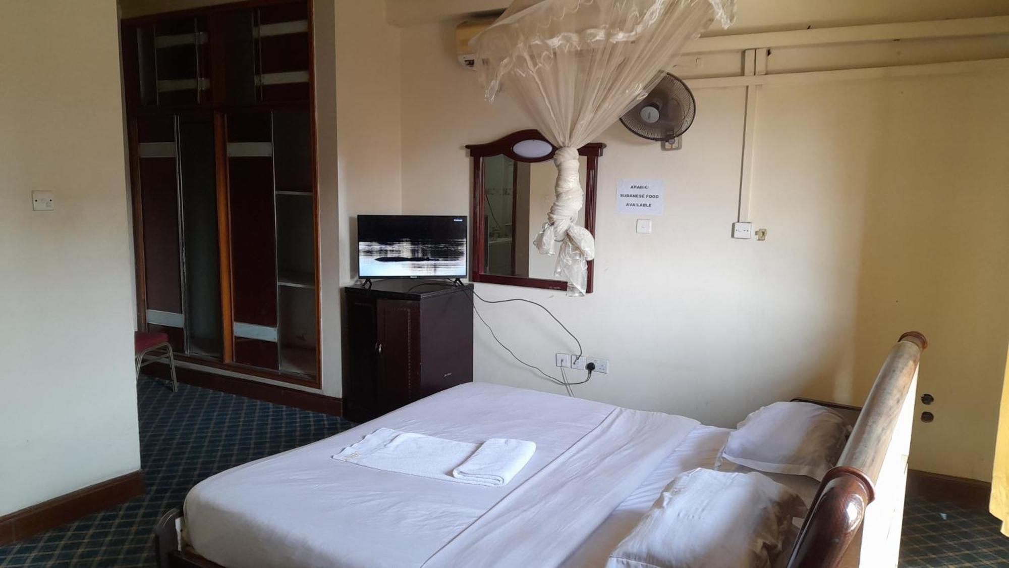 New Jbk Hotel Кампала Экстерьер фото